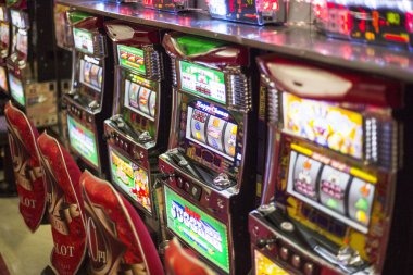 The Dog House slot game interface on 21 togel
